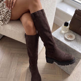 Botas Chira em Camurça Marrom
