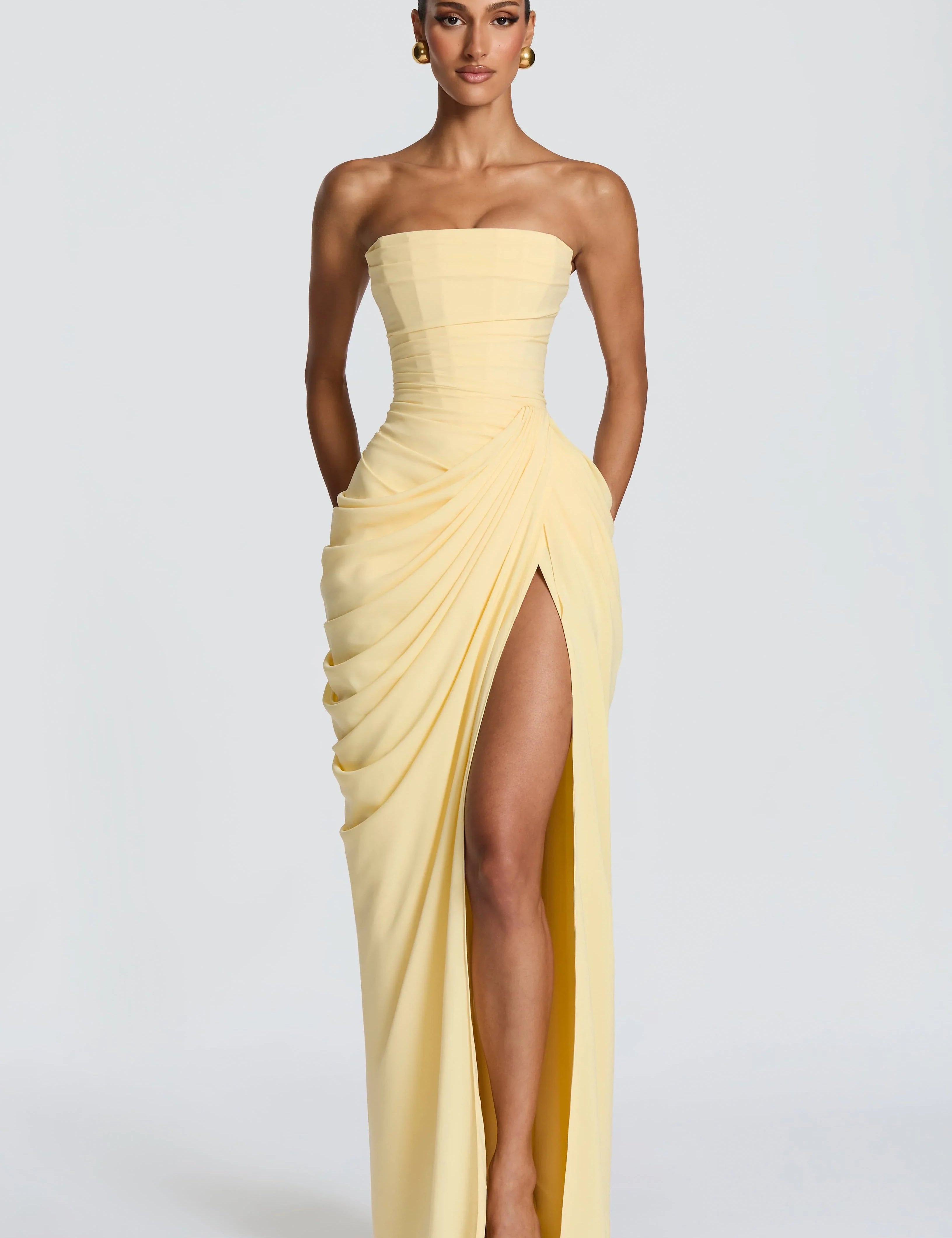 Adriana - Vestido Longo Drapeado com Fenda