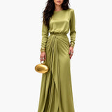 Elegante Vestido Maxi de Satén con Drapeado