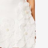 Vestido Mini Sem Mangas Elegante com Detalhe Recortado