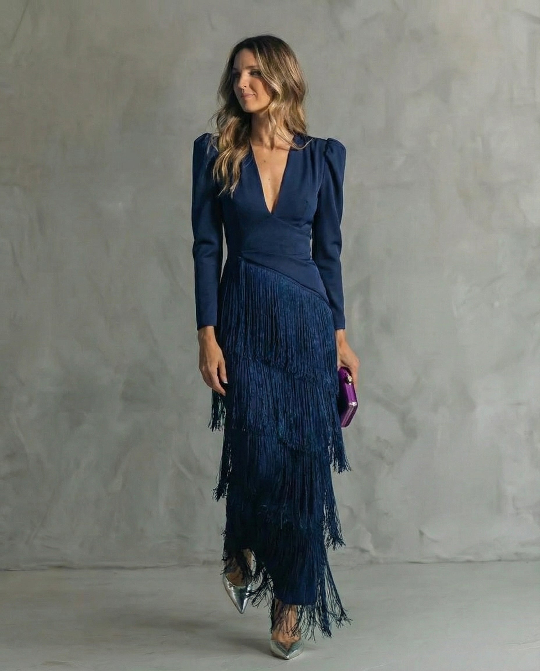 Chiara | Vestido Sofisticado com Mangas Franjadas