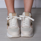 Molly - Fashionable Sneaker