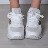 Molly - Fashionable Sneaker