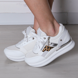 Molly - Fashionable Sneaker