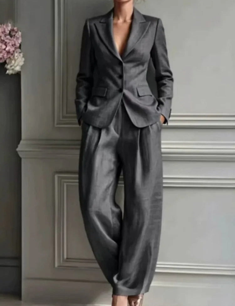 Victoria Conjunto Elegante com Blazer Ajustado e Calças Amplas