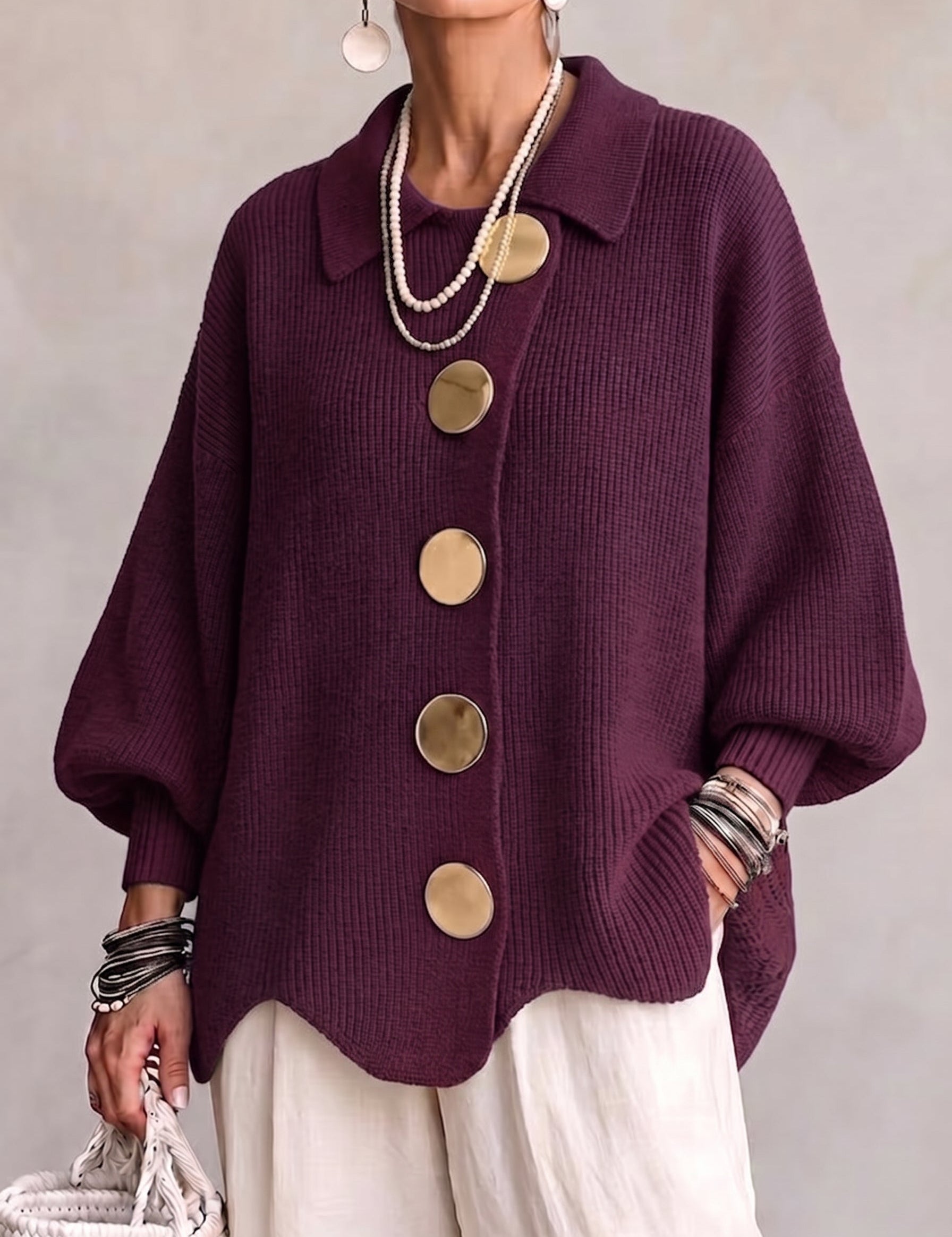 Isadora | Cárdigan Oversized com Gola e Grandes Botões Metálicos