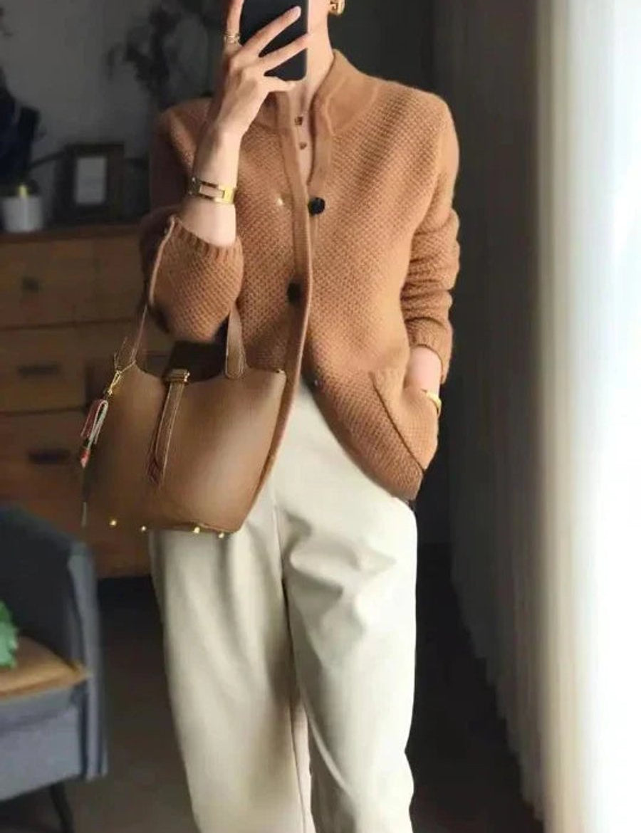 Penélope | Cardigan de Lã com Fecho de Botões
